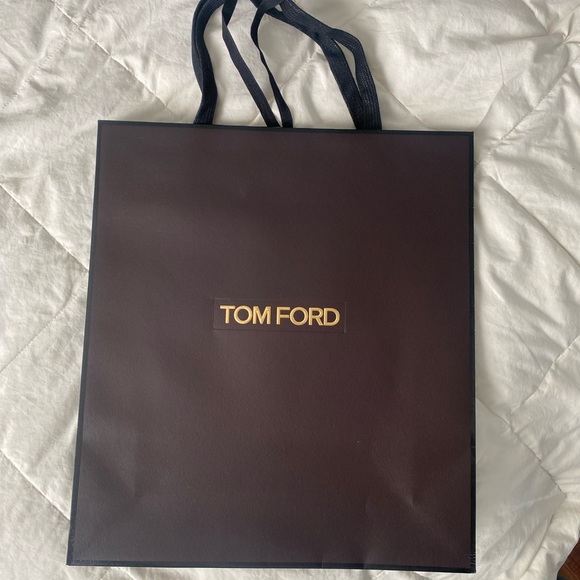 Tom Ford Medium Shopping Paper Bag - Picture 4 of 6